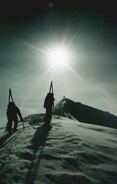 Sommet mont-blanc : Encore quelques mètres et ce sera le toit de l'europe !