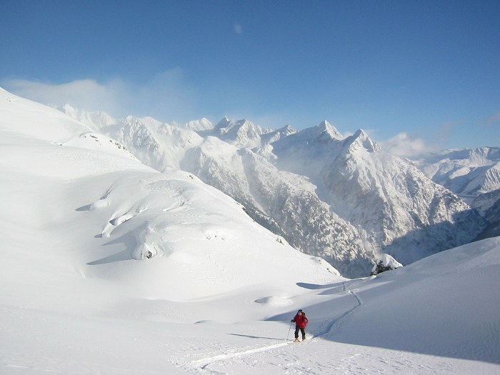 #4 Vue en face : Vue en face sur le Rocher Blanc, la Pyramide, le Toit, le pic de l Vue en face : Vue en face sur le Rocher Blanc, la Pyramide, le Toit, le pic de l'Agnelin, le pic des eustaches, le pic Bunard, tous platrés.