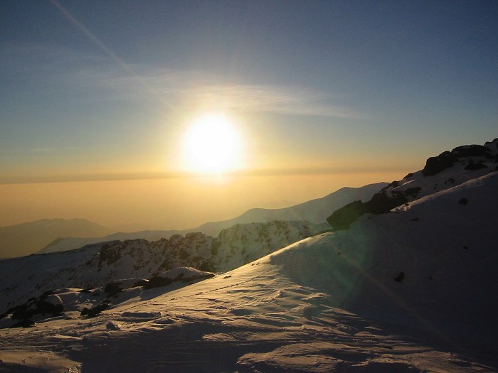 Lever de Soleil : Lever de soleil au refuge Quintino Sella, la journée s'annonce plutôt bien !