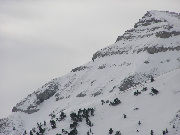 #2 arête du petit veymont : On devine les concurrents sur l arête du petit veymont : On devine les concurrents sur l'arête du petit veymont