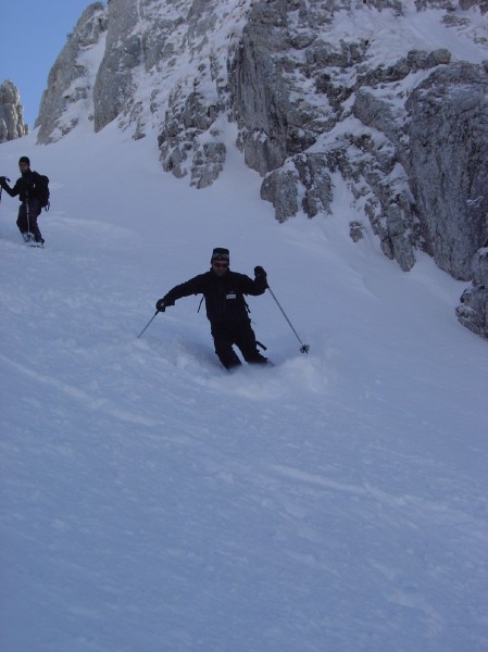 #3 Couloir W : Au pied du couloir. Couloir W : Au pied du couloir.