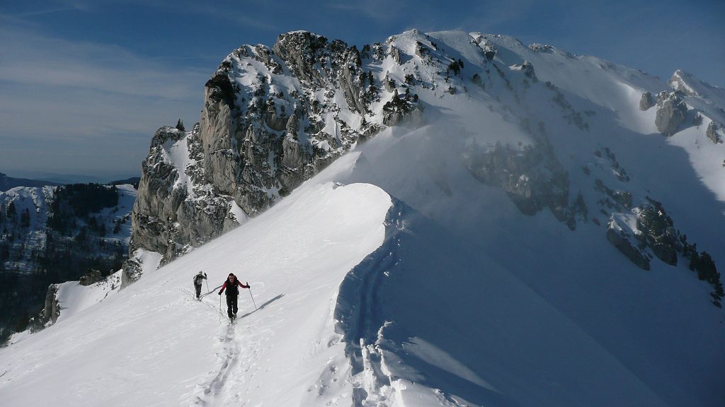 #1 col de Bellefont : Ca soufle au col de Bellefont, mefiance sur le versant nord ces prochains jours... col de Bellefont : Ca soufle au col de Bellefont, mefiance sur le versant nord ces prochains jours...