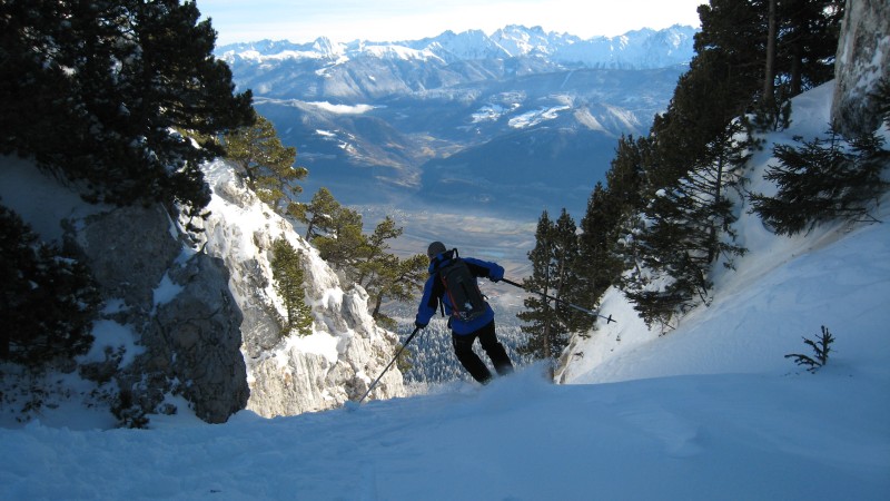 #2 Couloir Rectiligne : JFO plonge dans le couloir Couloir Rectiligne : JFO plonge dans le couloir
