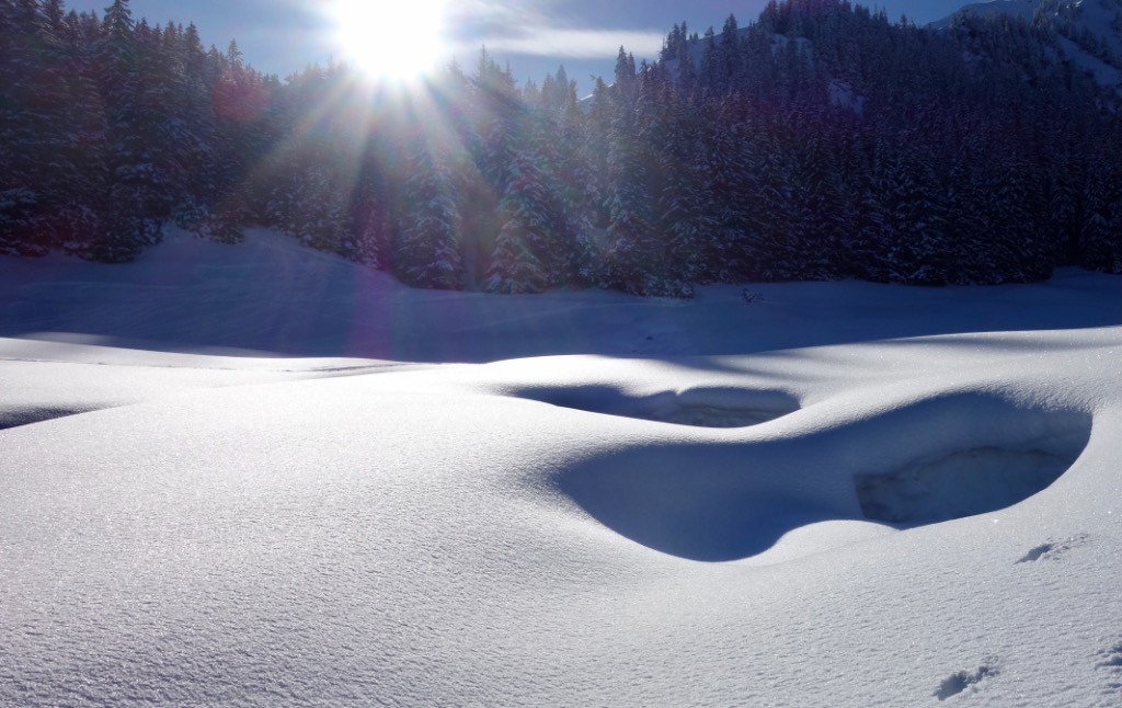 #19 Neige et volupté sous la Roche Pourrie Neige et volupté sous la Roche Pourrie