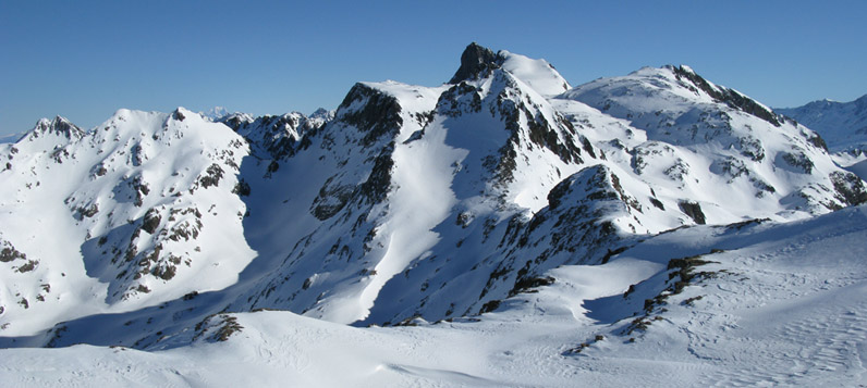 Panorama du sommet : Vue sur la Croix de Belledonne