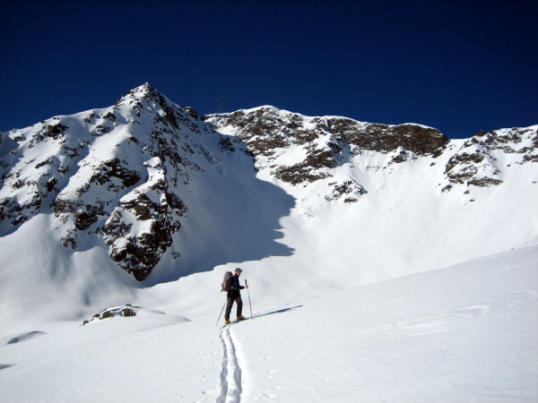 #1 Pointe de la Terrasse : J-F à la montée du col de la Terrasse. ça botte!!!! Pointe de la Terrasse : J-F à la montée du col de la Terrasse. ça botte!!!!