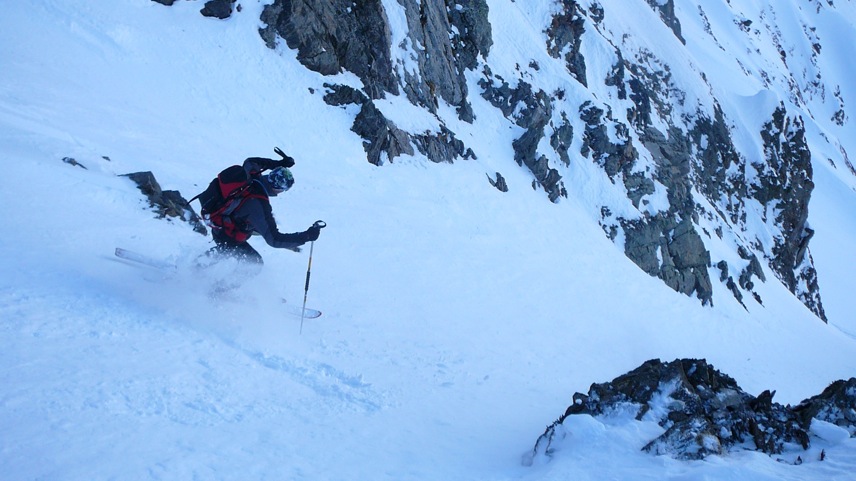 Dans le couloir : Le couloir au dessus du lac de Belledonne