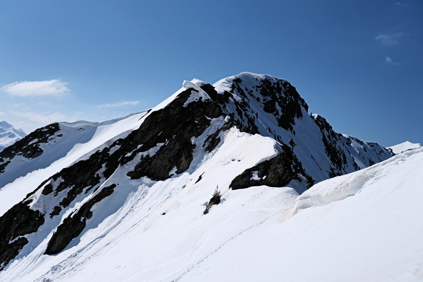 Le col de Charvan versant est.