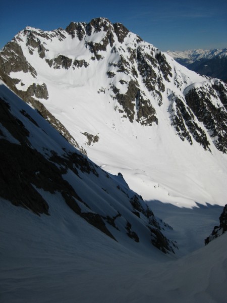 #2 Le rectiligne : et la vue sur la face sud du Grand Miceau Le rectiligne : et la vue sur la face sud du Grand Miceau