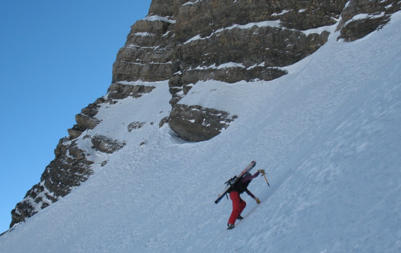 #5 Panestrel, couloir E de gauche : Ludo à l Panestrel, couloir E de gauche : Ludo à l'entrée du couloir