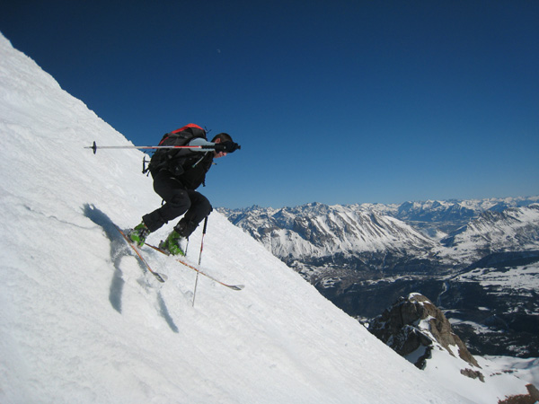 #9 Ski sur le Champsaur : Te cache pas, on t Ski sur le Champsaur : Te cache pas, on t'as reconnu derrière ton bâton Toz