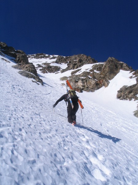 #3 Grd charnier allemont couloir : Début du couloir, orienté E Grd charnier allemont couloir : Début du couloir, orienté E
