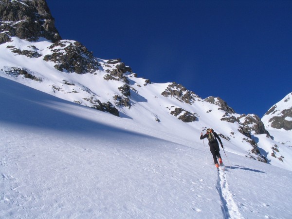 #2 Grd Charnier alemont - combe : La combe NE pleine de poudre Grd Charnier alemont - combe : La combe NE pleine de poudre