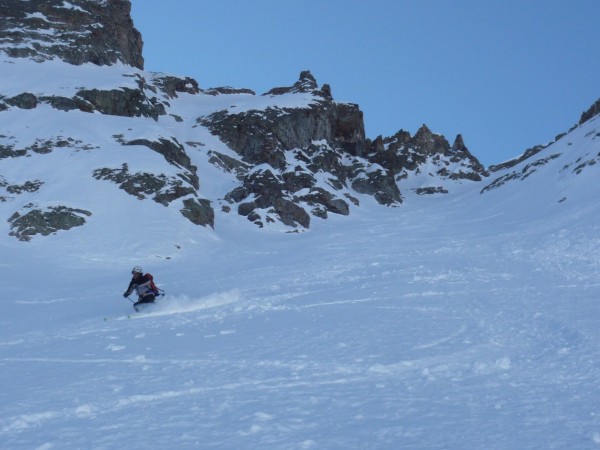 #6 Grd Charnier Allemont Combe NE : Grosse popow dans la combe NE Grd Charnier Allemont Combe NE : Grosse popow dans la combe NE