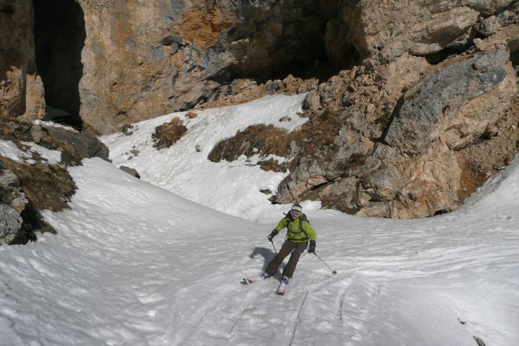 franchissement de la gorge : Le ruisseau de Burel ne peut pas être traversé n'importe ou.