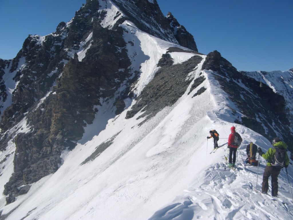 Du col de Vallonbrun : à veloski l'honneur de tester la neige