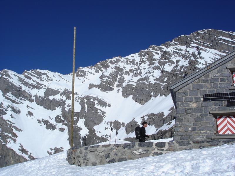 #1 Grand Muveran : La face S du Grd Muveran depuis la cabane Rambert Grand Muveran : La face S du Grd Muveran depuis la cabane Rambert