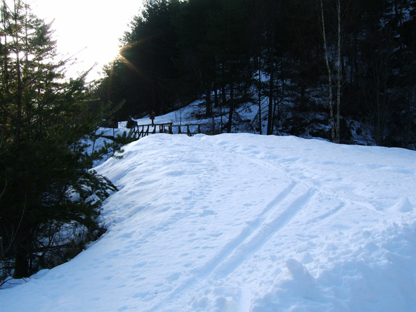 #1 Mounier : La passerelle au départ en poudre. Mounier : La passerelle au départ en poudre.