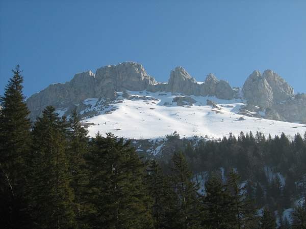 #1 les lances : vue d les lances : vue d'en bas: chauffe petit soleil, decaille moi ça