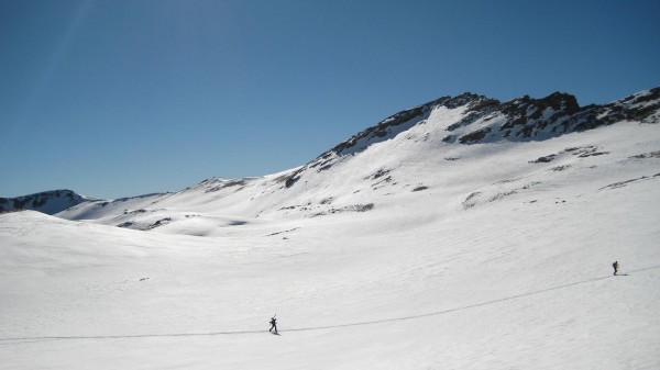 #2 Sous la crête des Prénetz : Un magnifique replat menant au col des Rougnoux. Sous la crête des Prénetz : Un magnifique replat menant au col des Rougnoux.