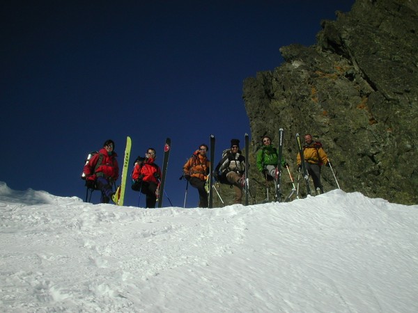 Pret pour la descente : Nous voila au col du Gleysin pret pour la descente ...