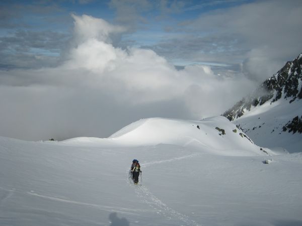 #4 Poursuivis : Doucement mais sûrement ça monte (et pas que les randonneurs !) Poursuivis : Doucement mais sûrement ça monte (et pas que les randonneurs !)