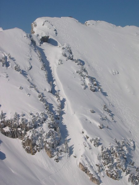 #1 Couloir est des Lances : Le seul itinéraire de descente des Lances non tracé Couloir est des Lances : Le seul itinéraire de descente des Lances non tracé