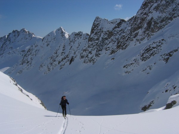 #2 montée à la fenêtre : Dans les pentes en montant au pas de la fenêtre. montée à la fenêtre : Dans les pentes en montant au pas de la fenêtre.