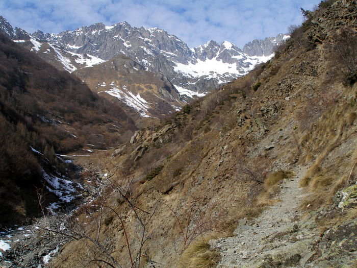 #13 Au dessus de Villar Loubière : La partie portage du jour Au dessus de Villar Loubière : La partie portage du jour