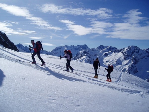 Montée sous le lac Lautier : Un groupe sympathique et homogène...