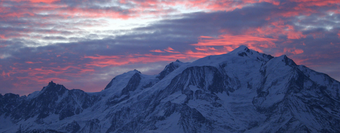 Mont Blanc : Embrasement sur le Mt Blanc.