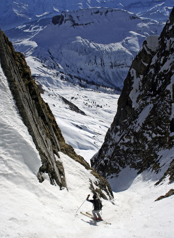 #7 Passage du Père couloir E : Partie central, assez étroite. Passage du Père couloir E : Partie central, assez étroite.