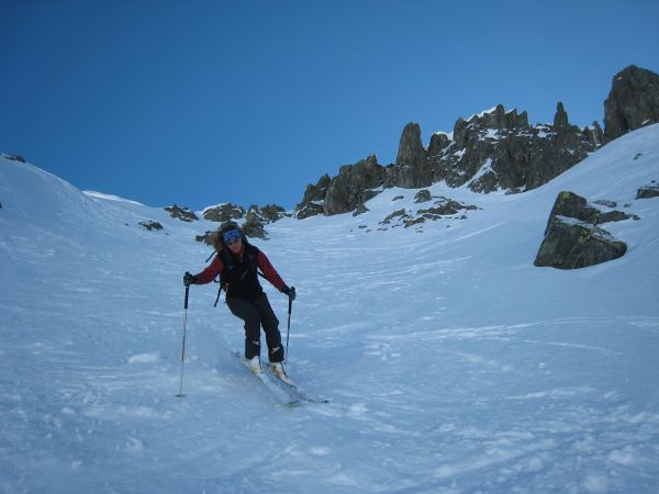 #6 Col des Fontaines : Bonne poudreuse dense un poil surskiée, mais on va pas faire les difficiles.. C Col des Fontaines : Bonne poudreuse dense un poil surskiée, mais on va pas faire les difficiles.. C'est pas toujours comme ça ici