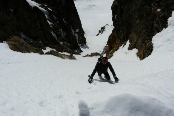 #6 Couloir sud des Espères 23 02 : dans le haut du couloir Couloir sud des Espères 23 02 : dans le haut du couloir