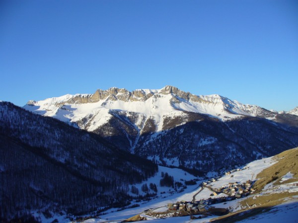 #1 Paysage vu du départ : Avec le village du Coin au premier plan Paysage vu du départ : Avec le village du Coin au premier plan
