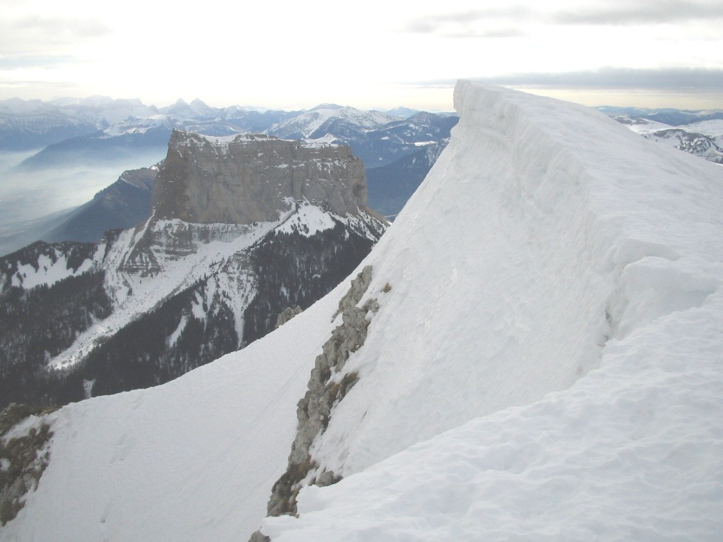 #2 Mont Aiguille : vu depuis l Mont Aiguille : vu depuis l'arête sommitale du Grand Veymont