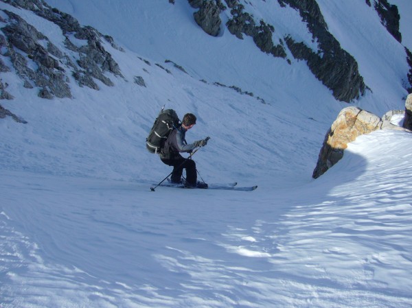 J2 : Couloir de variante : Thomas dans le haut.