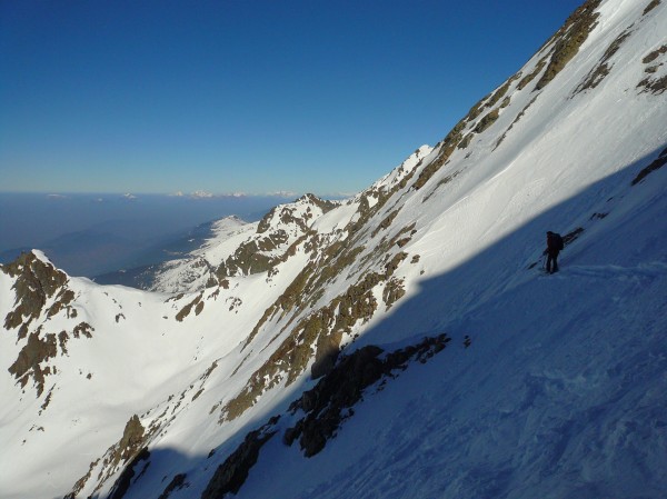 #5 couloir du col de l couloir du col de l'homme : on enchaine les cols, on voit d'ailleurs le prochain, le col de la mine de fer