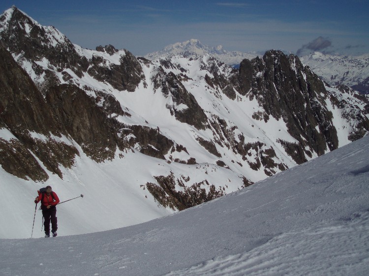 Arrivée au col : avec le Mont-Blanc en arrière plan