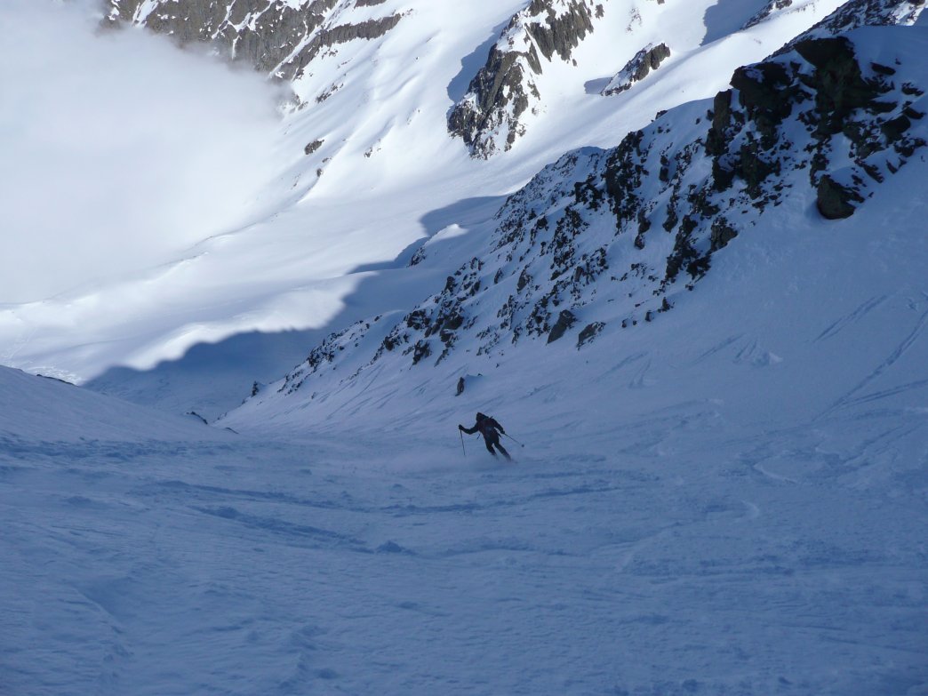 #10 Fred dans ses oeuvres : finalement on s Fred dans ses oeuvres : finalement on s'en tire pas mal avec les nuages ;-)