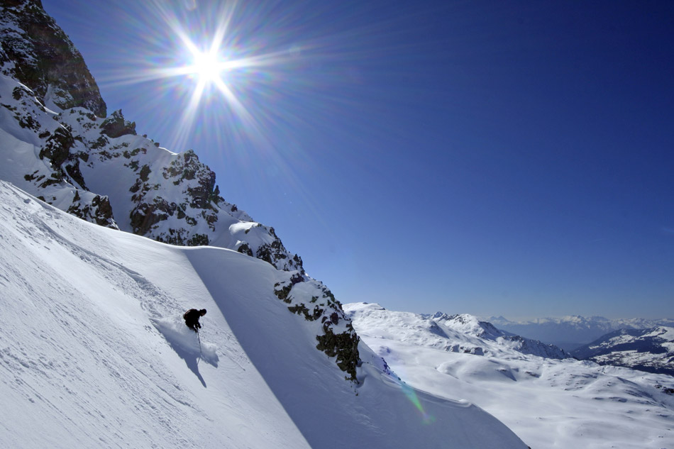 #4 Couloir NW da la Cicle : gavage !! dans cette belle poudre, un bien précieux cette saison ! Couloir NW da la Cicle : gavage !! dans cette belle poudre, un bien précieux cette saison !