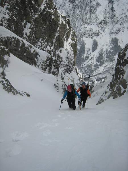 #4 Couloir NE du Mouchillon : vraiment une belle ambiance dans ce couloir Couloir NE du Mouchillon : vraiment une belle ambiance dans ce couloir