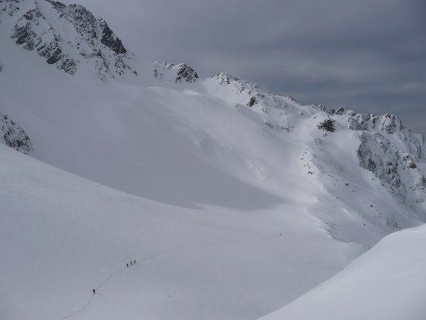 #6 la première avalanche : celle qui est partie hier sous le col de la porte d la première avalanche : celle qui est partie hier sous le col de la porte d'église