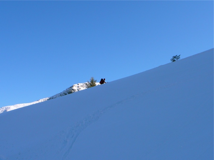 Vallon de Bédina : Derrière, c'est Prapoutel.