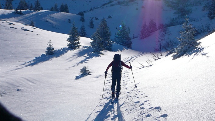 Vallon de Bédina : Aprés la piste verte, puis la noire, nous voilà dans le vallon qui reste bien sauvage.