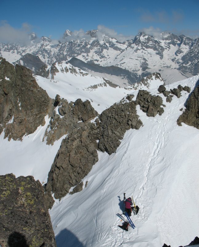 #6 Ecrins : Les nuages commencent à accrocher les sommets Ecrins : Les nuages commencent à accrocher les sommets