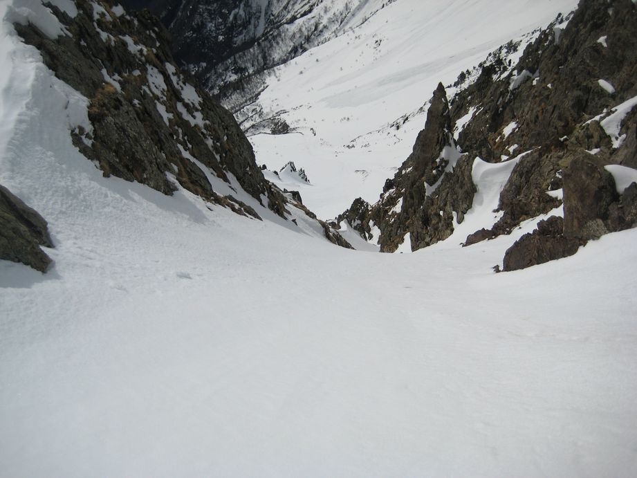 #2 Couloir Sud-Sud-Ouest : Depuis le petit col sous le sommet Couloir Sud-Sud-Ouest : Depuis le petit col sous le sommet
