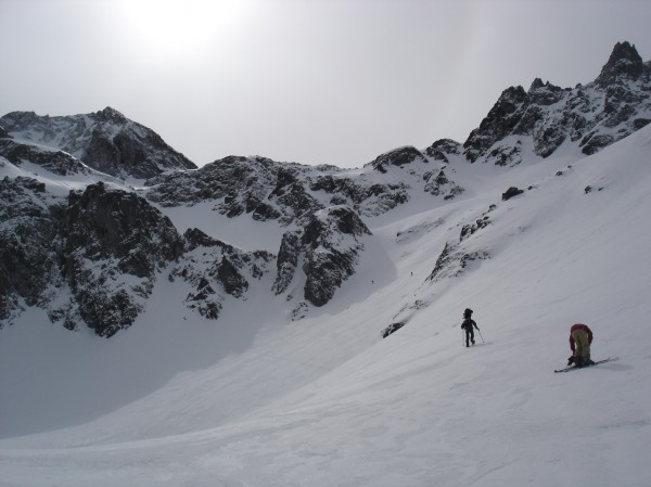 #1 au dessus du lac : le passage entre les barres au dessus du lac au dessus du lac : le passage entre les barres au dessus du lac
