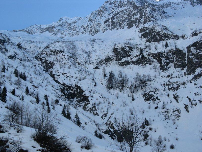 #9 Verrou au dessus des Savlis : A franchir pour aller au Banc du Preyre ou au col de Combe Meanne dans le vallon homonyme Verrou au dessus des Savlis : A franchir pour aller au Banc du Preyre ou au col de Combe Meanne dans le vallon homonyme