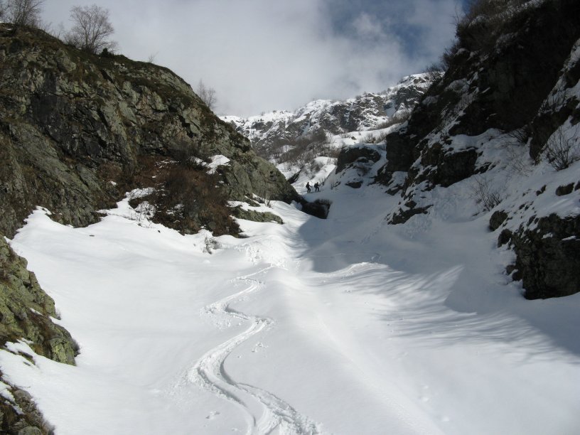 #8 Dans le torrent de la Suffière : Très joueur quand il est bien rempli, mais ne pas y être en même temps qu Dans le torrent de la Suffière : Très joueur quand il est bien rempli, mais ne pas y être en même temps qu'une grosse avalanche